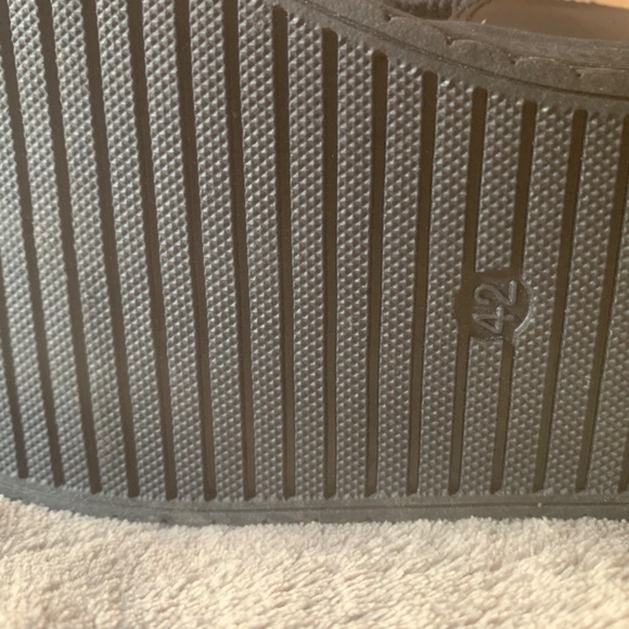 Black retro boot - Picture 2 of 3